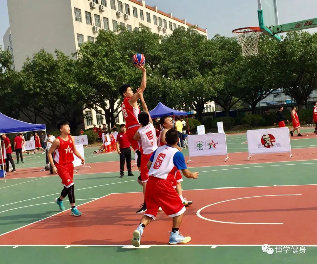 如何在比赛中发现和发展球员潜力_0